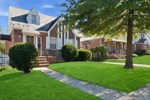53-11 214th St, Oakland Gardens, NY 11364