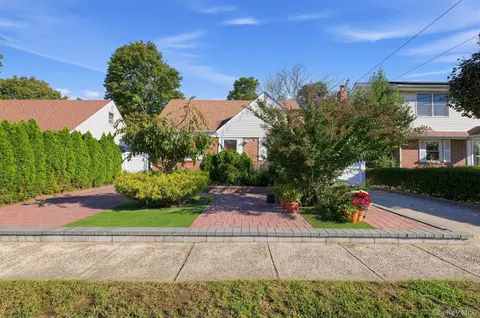 791 Macon Pl, Uniondale, NY 11553