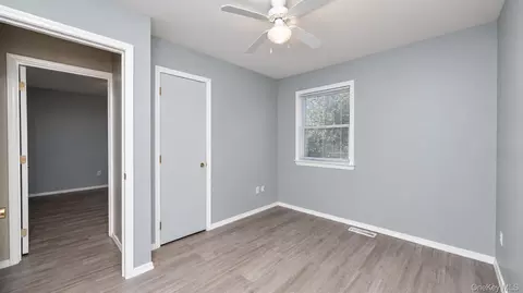 Bedroom - 94 Smith Ave, Islip, NY 11751 photo 3 of 3