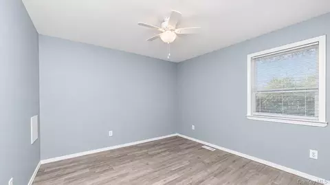 Bedroom - 94 Smith Ave, Islip, NY 11751 photo 2 of 3