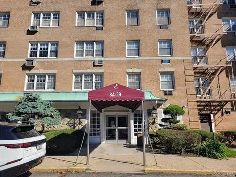 84-39 153rd Ave #6L, Howard Beach, NY 11414