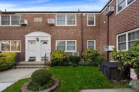 251-16 58th Ave #2, Little Neck, NY 11362