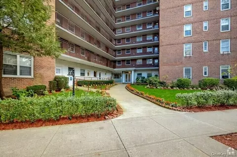 97-10 62nd Dr #5J, Rego Park, NY 11374
