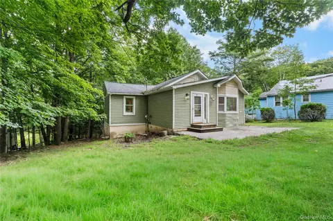 13 Davis Ln, South Fallsburg, NY 12779