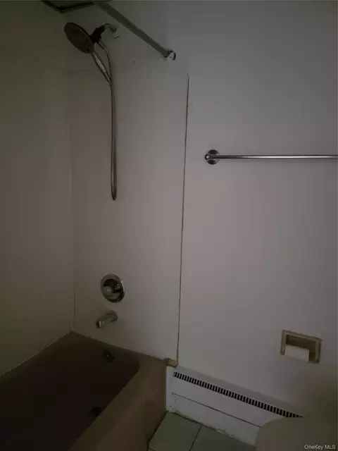 Bath - 150-08 10th Ave, Whitestone, NY 11357 photo 3 of 3
