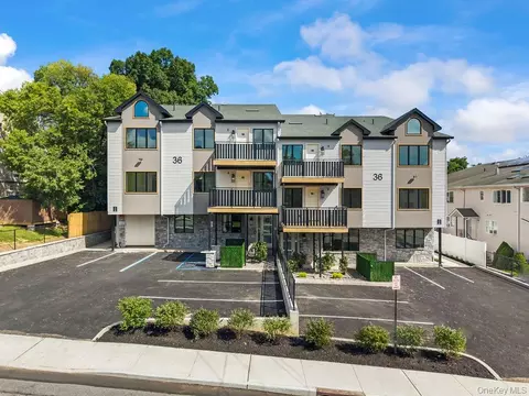 36 Calvert Dr #314, Ramapo, NY 10952