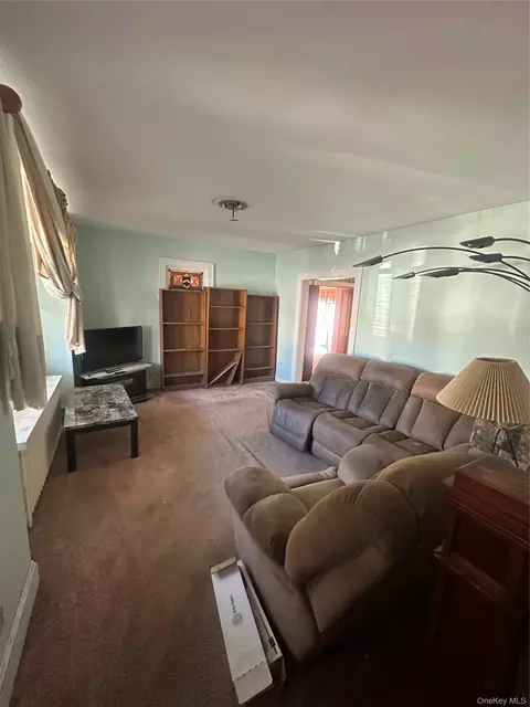 Living - 16 Amsterdam Ave, Albany, NY 12204 photo 1 of 1