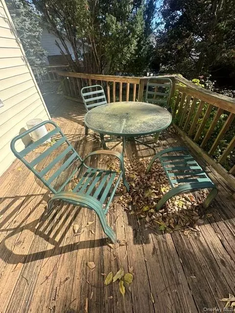 Exterior - 16 Amsterdam Ave, Albany, NY 12204 photo 3 of 6