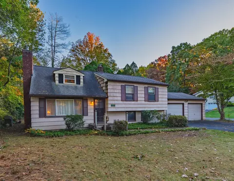 193 Horton Ln, Port Ewen, NY 12466