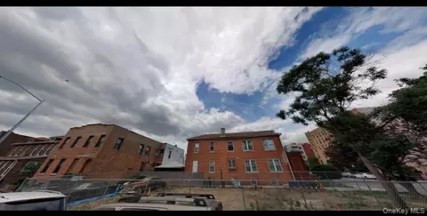 320 Avenue P, New York, NY 11204