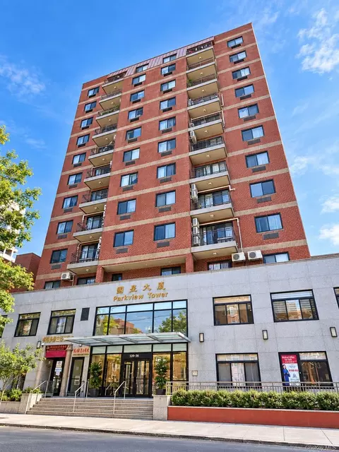 132-26 Avery Ave #6A, Flushing, NY 11355
