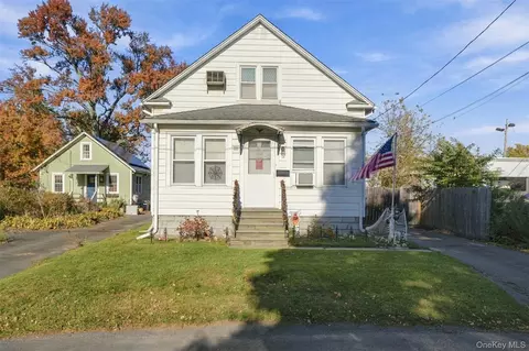 14 Madison Ave, Kingston, NY 12401