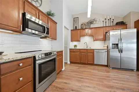 Kitchen - 139 N Summit Ave, Patchogue, NY 11772 photo 1 of 2