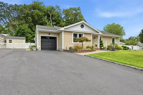 Other - 139 N Summit Ave, Patchogue, NY 11772 photo 9 of 10