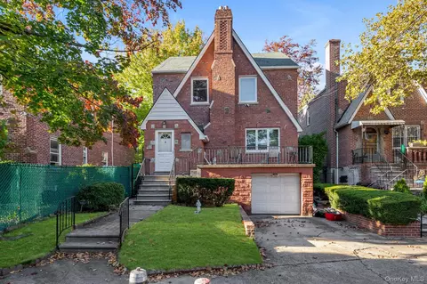 1187 Lakewood Pl, New York, NY 10461