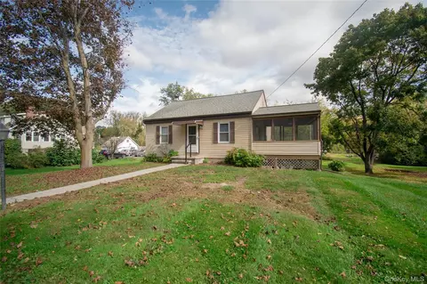 Exterior - 125 Jackson St, Fishkill, NY 12524 photo 2 of 12