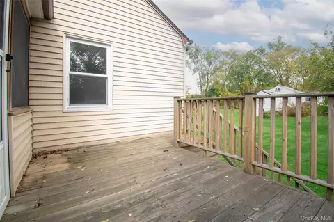 Exterior - 125 Jackson St, Fishkill, NY 12524 photo 8 of 12