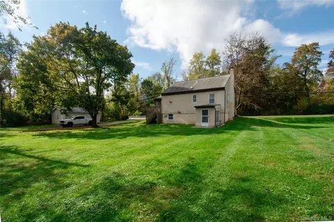 Exterior - 125 Jackson St, Fishkill, NY 12524 photo 5 of 12
