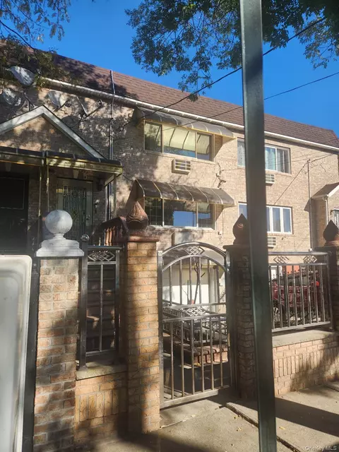 867 Cleveland St, Brooklyn, NY 11208