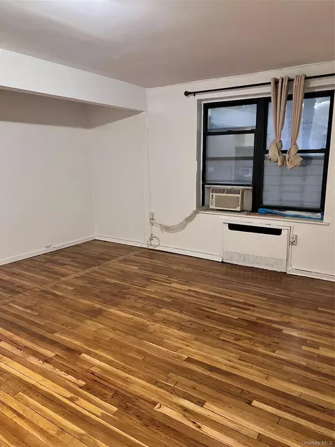 44-10 Macnish Ave #1B, Elmhurst, NY 11373