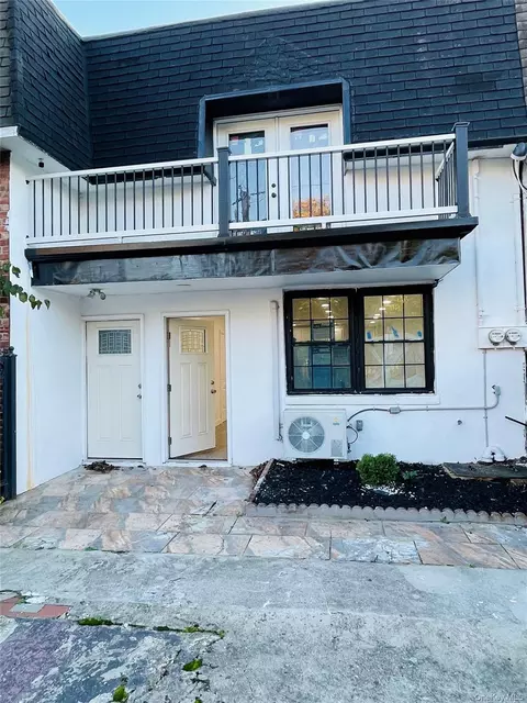 2323 Mott Ave, Far Rockaway, NY 11691