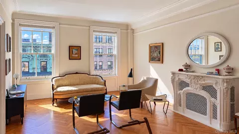 105 W 72nd St #12A, New York, NY 10023