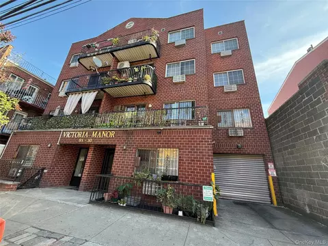 85-30 57th Ave #1A, Elmhurst, NY 11373
