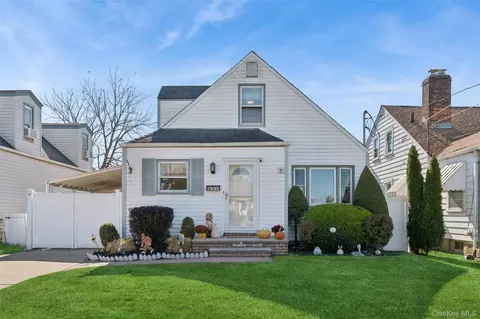 241 Marshall Ave, West Hempstead, NY 11552