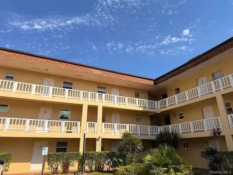 3500 SW Natura Blvd #107, Deerfield Beach, FL 33441