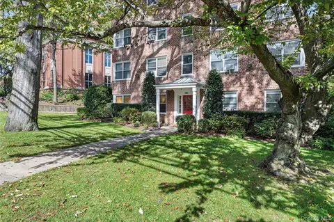 781 Palmer Rd #3D, Yonkers, NY 10708