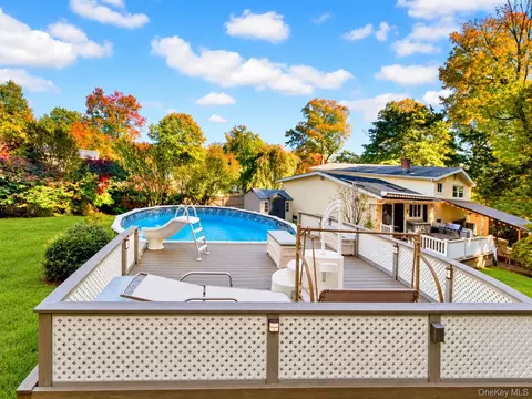 Exterior - 36 Lark Ave, Greenburgh, NY 10607 photo 6 of 10