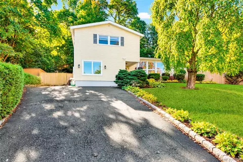 36 Lark Ave, Greenburgh, NY 10607