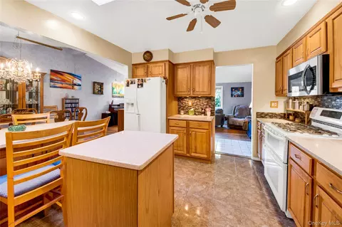 Kitchen - 36 Lark Ave, Greenburgh, NY 10607 photo 4 of 4