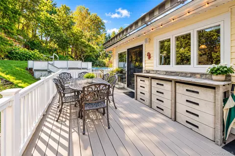 Exterior - 36 Lark Ave, Greenburgh, NY 10607 photo 3 of 10