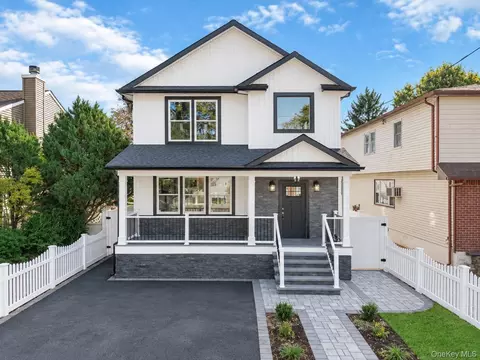 2760 Cypress Ave, East Meadow, NY 11554