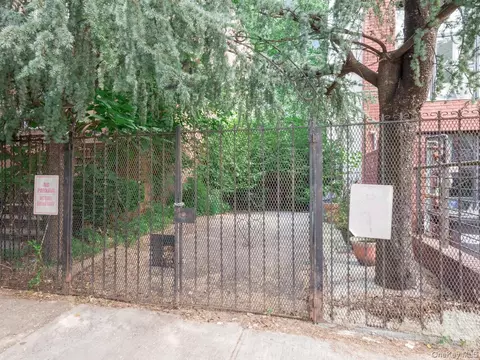 811 Greene Ave, New York, NY 11221