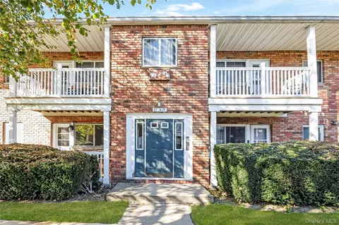 67 Adams Rd #1C, Central Islip, NY 11722