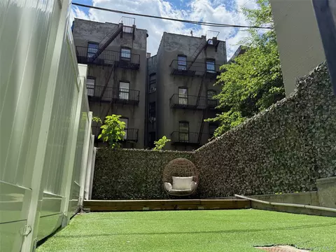 362 W 127th St #1A, New York, NY 10027