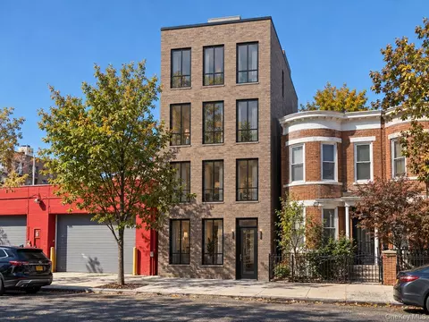 149 Wyona St, Brooklyn, NY 11207