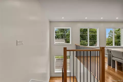 Entry Way - 30 E Castle Ave #202, Ramapo, NY 10977 photo 3 of 11