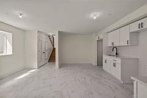 Entry Way - 30 E Castle Ave #202, Ramapo, NY 10977 photo 11 of 11