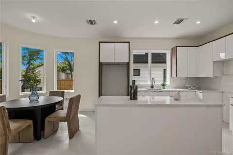 Other - 30 E Castle Ave #202, Ramapo, NY 10977 photo 4 of 9