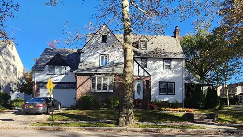 243 E Grand St, Mount Vernon, NY 10552