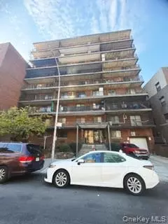 42-42 Union St #1D, Flushing, NY 11355