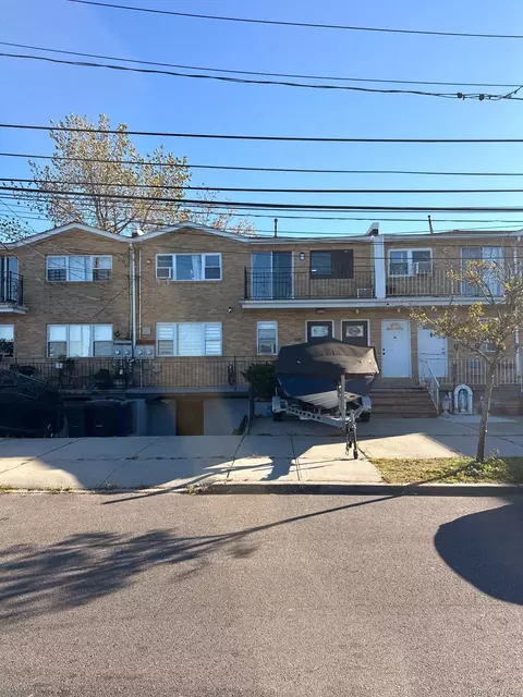 6507 Bayfield Ave, New York, NY 11692