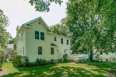 Exterior - 20 Walker Ave, Rye, NY 10580 photo 2 of 2
