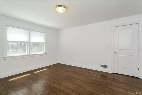 Bedroom - 20 Walker Ave, Rye, NY 10580 photo 1 of 10