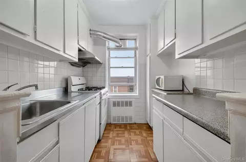 Kitchen - 45-92 Main St #7L, Flushing, NY 11355 photo 2 of 2