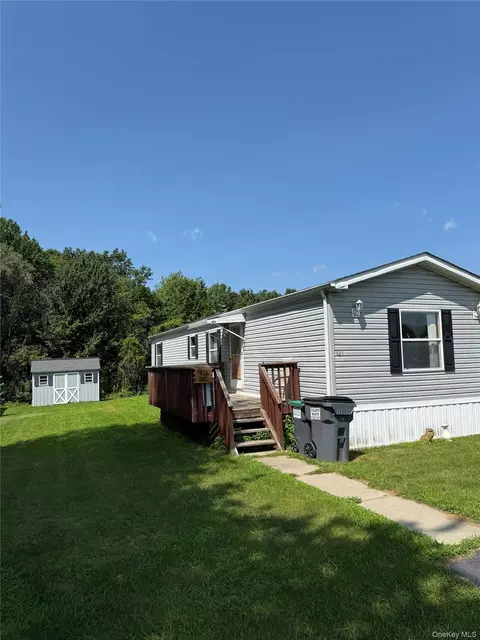 321 Modena Country Clb, Gardiner, NY 12525