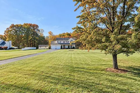 56 Heritage Xing, Wallkill, NY 10919